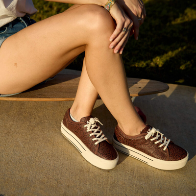 Ariat Womens Floral Embossed Skylar Lace Up